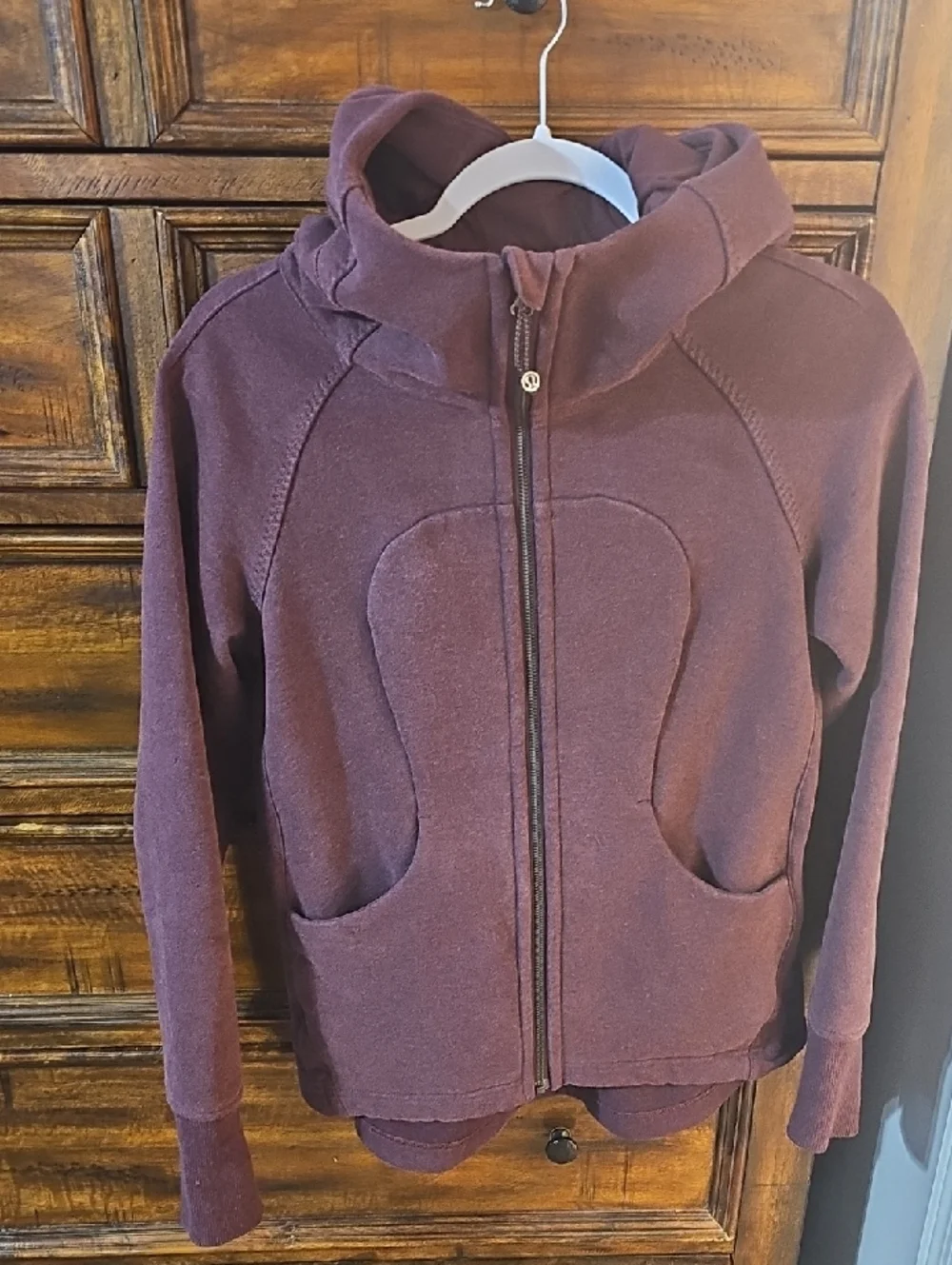 Lululemon Scubq Full Zip Hoodie, Sz 6! P2P Is 19